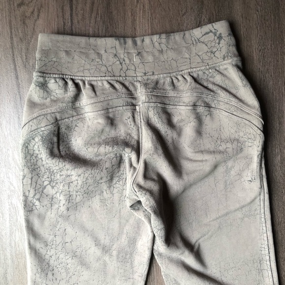 Lululemon Women's Jogger Size 4 Cotton Terry Thread Dye Rover Black Athleisure - Picture 5 of 9